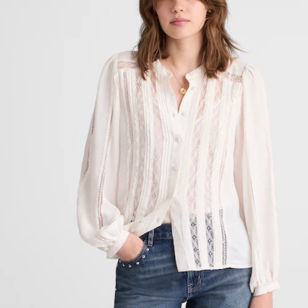 Lace-Insert Button-Up Long-Sleeve Top - Picture 5 of 6